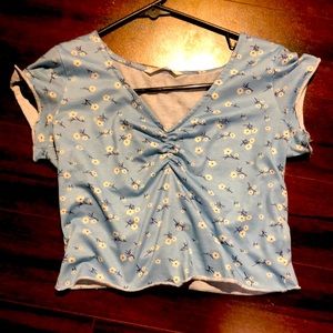 Blue crop top v-neck with white flowers from Romwe